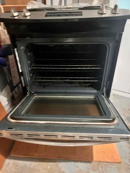Photo of free Oven Kenmore 2013 (Beaverton) #2