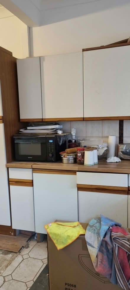Photo of free Complete kitchen, base & wall units, larder unit, worktop & sink unit with tap(leaks a bit as it needs a new washer, doesn't drips) (Lampton TW3) #4