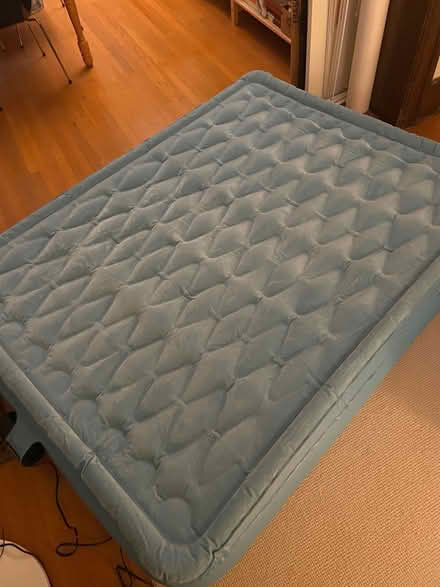 Photo of free Aero Inflatable Bed (Wallingford) #1