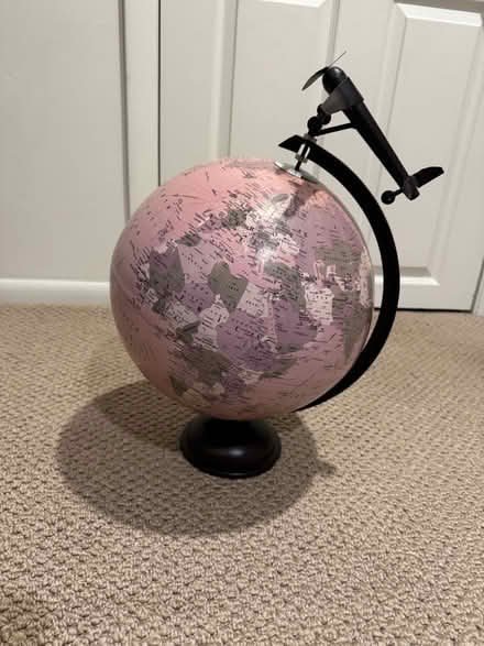 Photo of free Globe (Succasunna) #1