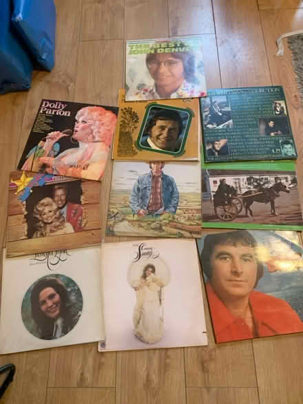 Photo of free 20 country music lp (Tw118uj) #2