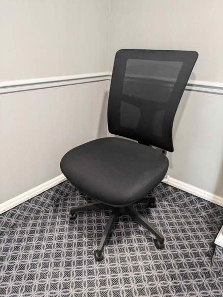 Photo of free Office chair (Temple EC4A) #2