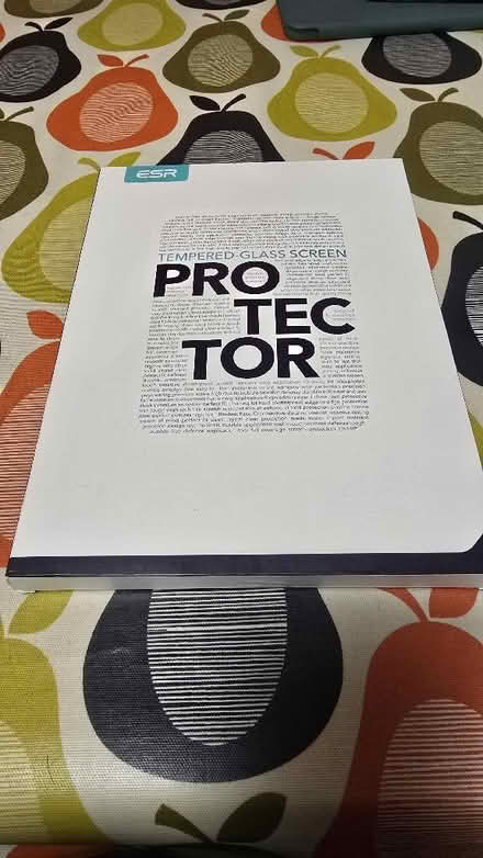 Photo of free 1 x tempered glass screen for 10th generation iPad (Seven Kings IG3) #1