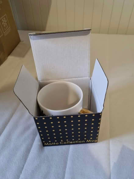 Photo of free Mug (GU1) #2