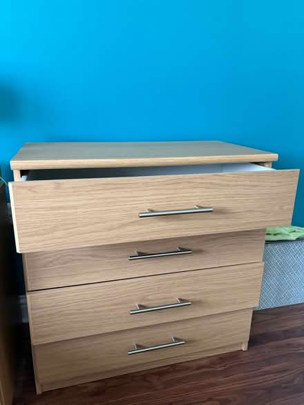 Photo of free Chest of drawers (Farnborough GU14) #1