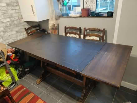 Photo of free Extending dining table (Awsworth NG16) #2