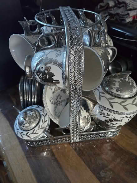 Photo of free Bone china tea set (Dinesgreen WR2) #2