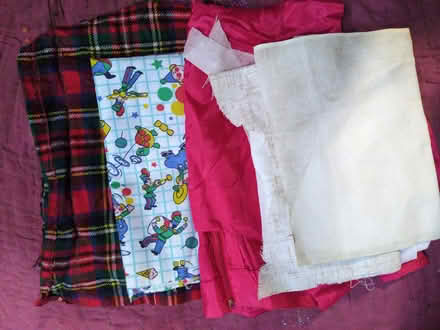 Photo of free Silky and fine fabrics (Halton LA2) #2