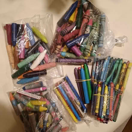 Photo of free Crayons (Central HORSHAM) #1