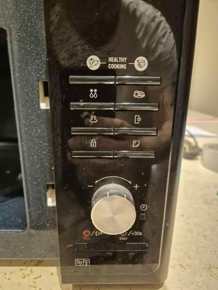 Photo of free Samsung microwave (St. John's Wood NW8) #3