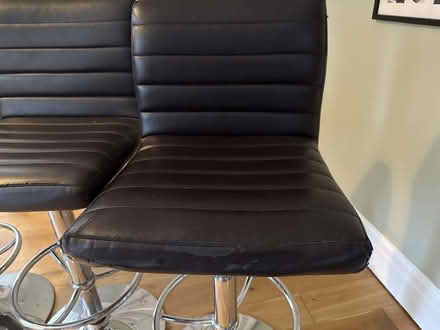 Photo of free 3 bar stools (Far Headingley LS16) #4