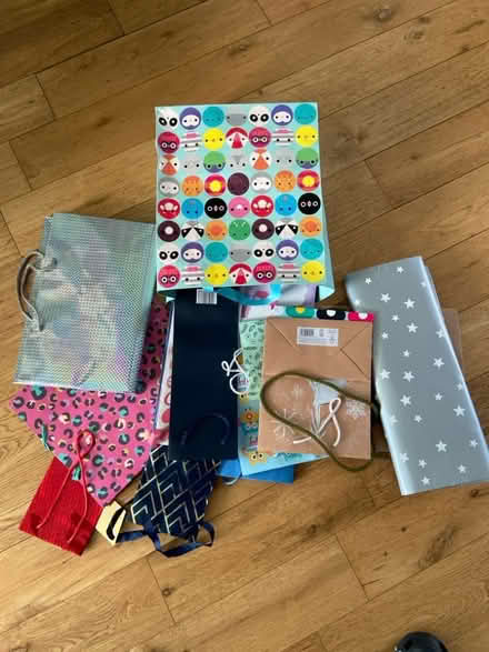 Photo of free Gift bags (Chapel End E17) #1