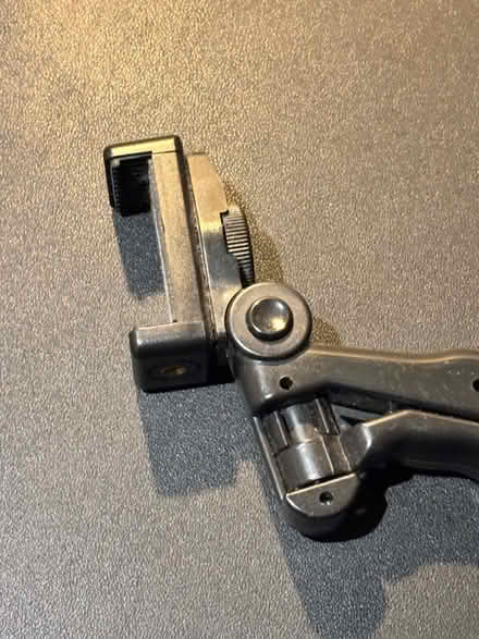 Photo of free tripod for phone (Walthamstow Central) #2