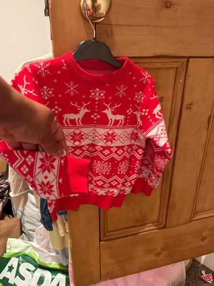 Photo of free Family Christmas jumper (De55 2bq) #4