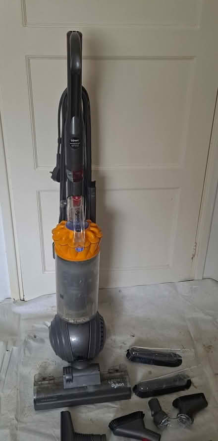 Photo of free Vacuum cleaner (Hertford) #2