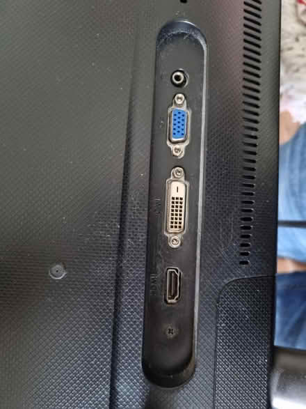 Photo of free Asus monitor screen (GU1) #3