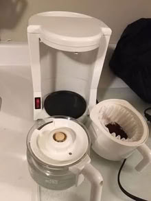 Photo of free Coffee maker 4 cup (L5L 5P5) #2