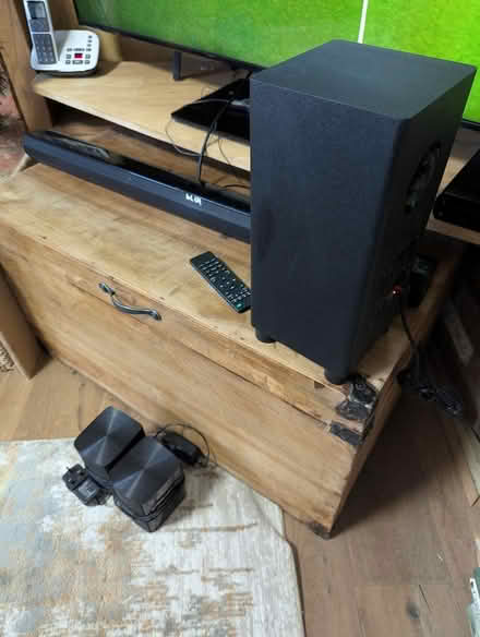 Photo of free Soundbar & sub woofer cinema surround sound (Grangeway area NN10) #1