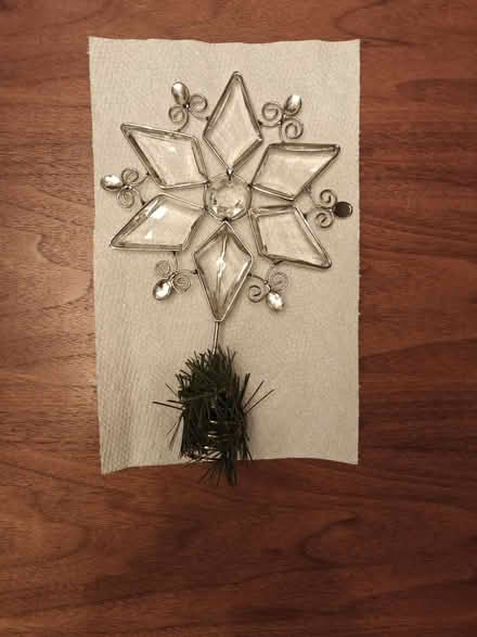 Photo of free Star Christmas Tree Topper (Near 92nd and Sheridan) #2