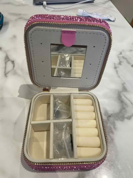 Photo of free Pink Sparkly Jewellery Case - New (Finchley Central, N3) #2