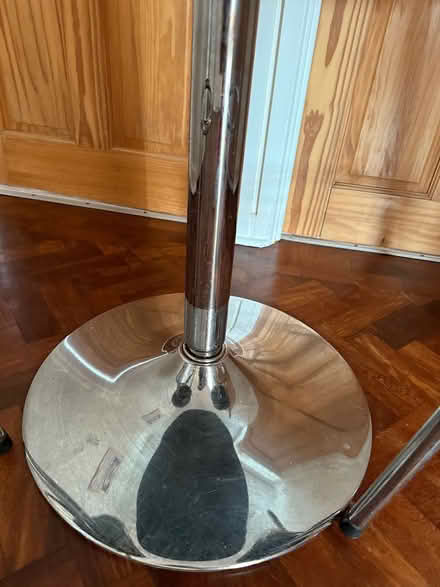 Photo of free Table and chairs (Kingston upon Thames KT1 3NE) #4