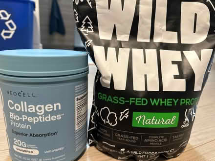 Photo of free Wild Protein & Neo Cell Collagen (UES) #1