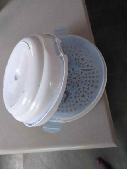Photo of free Philips Avent baby bottle steriliser (Hove BN3) #1