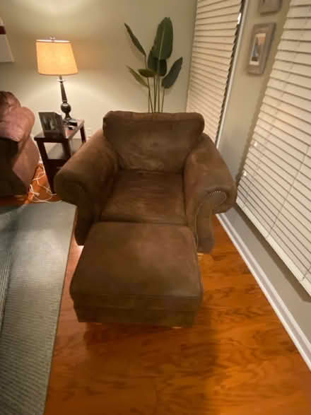 Photo of free Couch chair with ottoman (Blue bell pa) #3