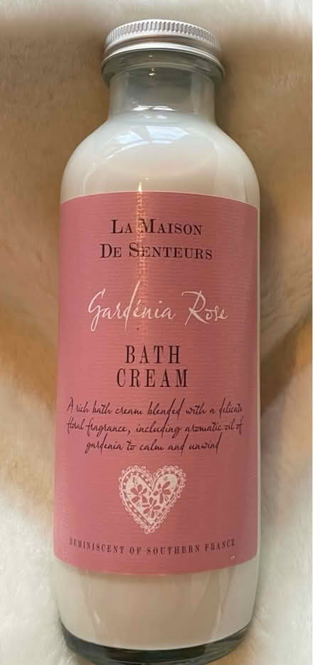 Photo of free NEW Gardenia Rose Bath Cream 400ml (Crystal Palace SE19) #1