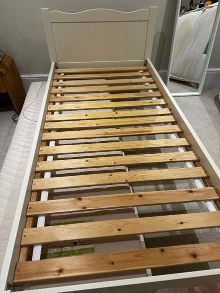 Photo of free Aspace single frame and trundle bed (Richmond TW10) #1