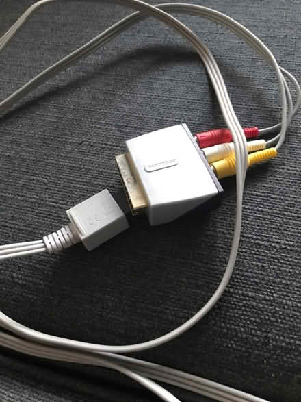 Photo of free Nintendo Leads (Ware SG12) #1