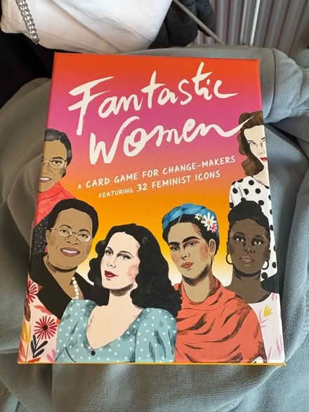 Photo of free Pack of cards about amazing women. (Buggs Bottom RG4) #1