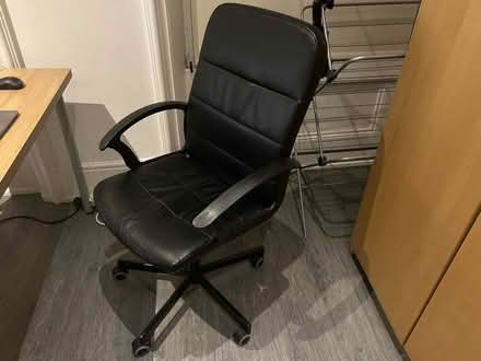 Photo of free Office chair (Earls Court SW5) #1