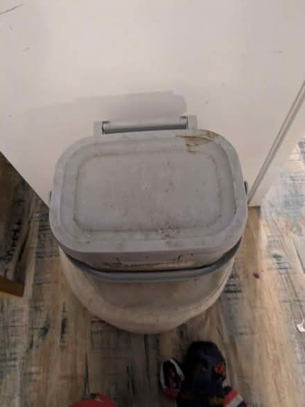 Photo of free Small kitchen compost caddy (Heaton) #3