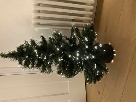 Photo of free Small (32inch ) fibre optic Christmas tree (Wallands Park BN7) #3