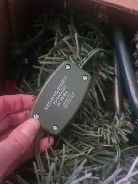 Photo of free Christmas Tree 6ft/7ft pre lit (Offerton SK2) #2