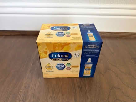Photo of free baby formula (Katy near Buckees) #1