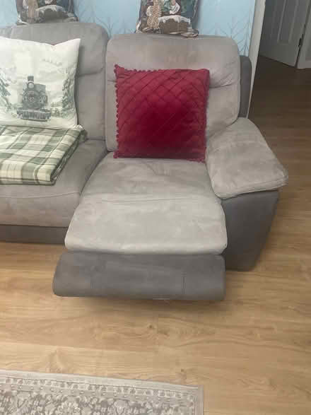 Photo of free Two seater sofa & recliner chair (Cambuslang G72) #3