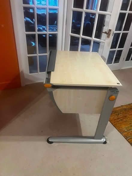 Photo of free Desk (CT21 4QY) #1