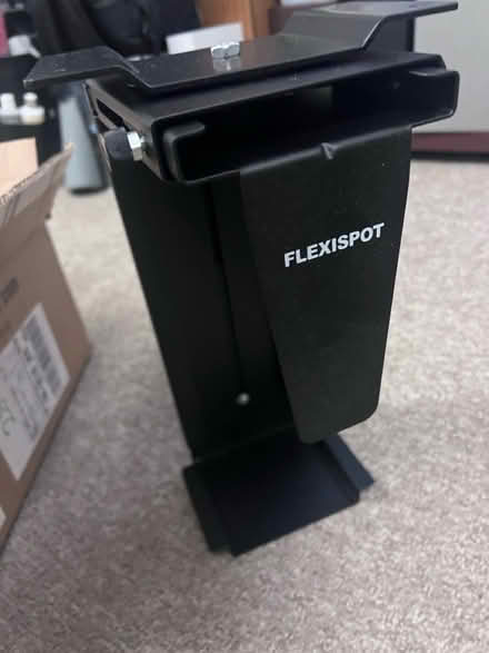 Photo of free CPU Holder (SE19) #2