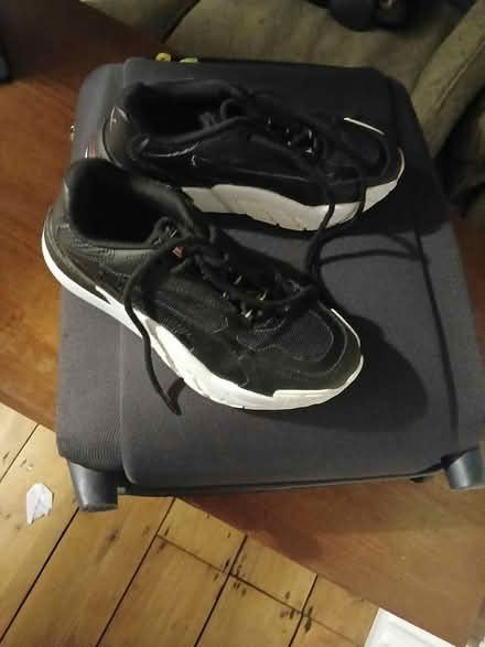 Photo of free Black PUMA Trainers - EUR 38 (E10) #1