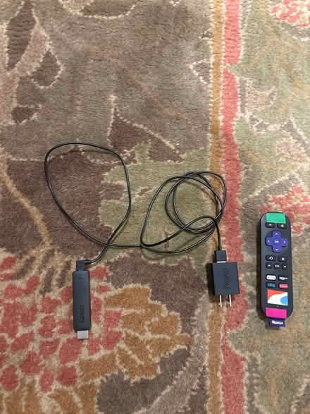 Photo of free Roku hdmi stick (Spartan keyes) #2