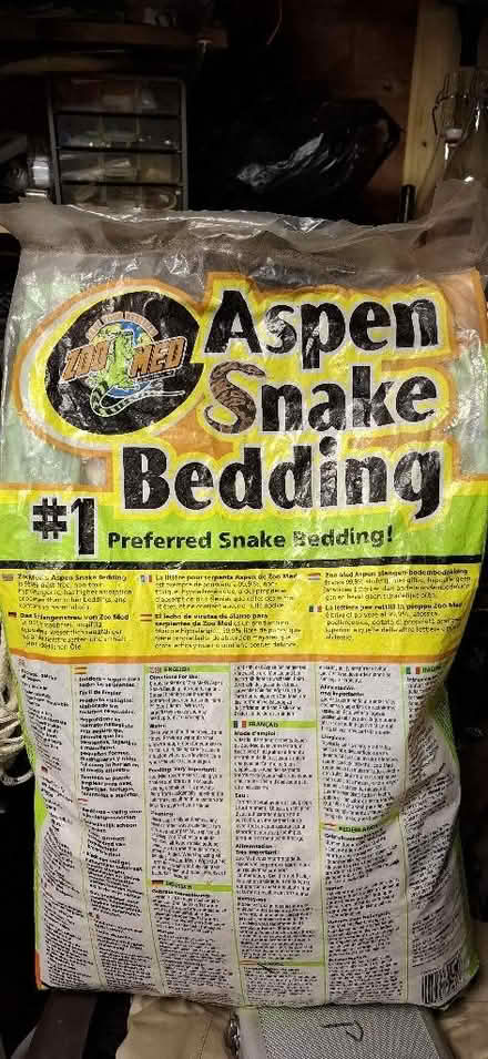 Photo of free Snake bedding (Catchems End DY12) #1