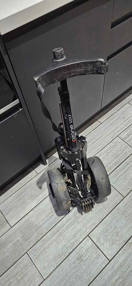 Photo of free Golf bag and Trolley (Drumbrae EH4) #4