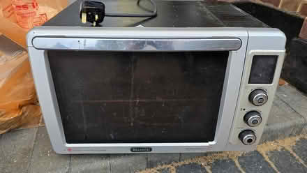 Photo of free DeLonghi combi oven and grill, working, but very grubby (Seven Kings IG3) #1