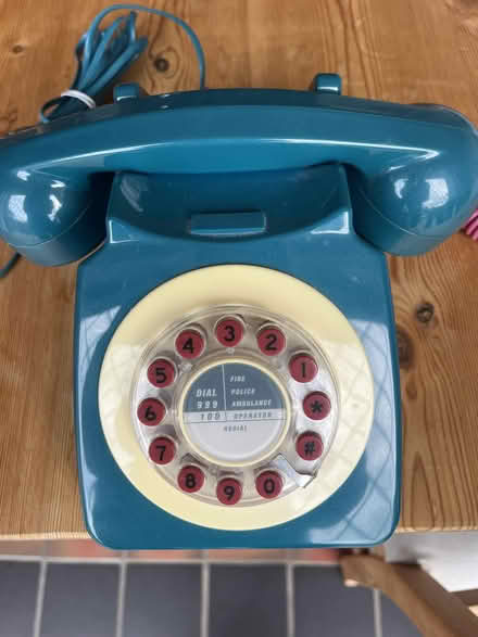 Photo of free Wild and Wolf 746 Retro Telephone (Mollington CH1) #1
