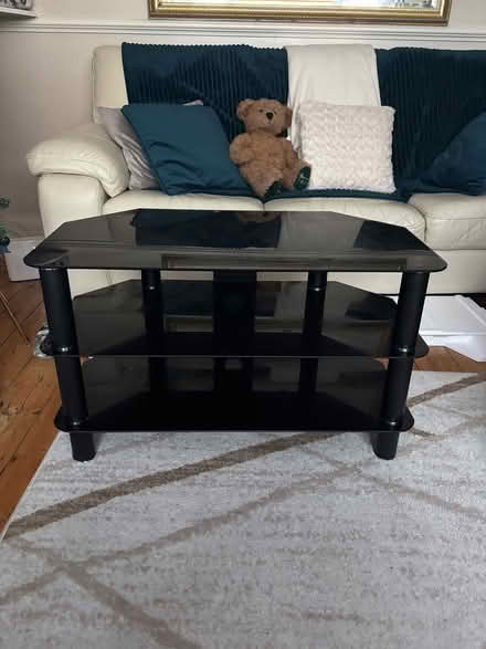 Photo of free TV Stand (TW8) #1