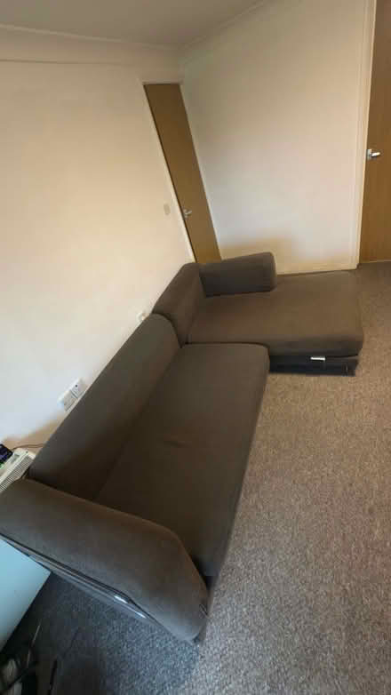 Photo of free Corner Sofa L-shaped (Knightthorpe Court LE11) #1