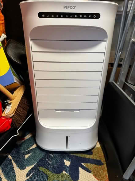 Photo of free Air cooling fan (DE21) #1