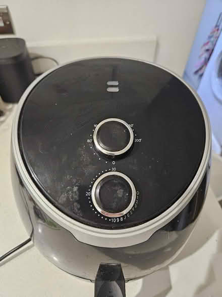 Photo of free Air Fryer (Purley, CR8 1) #2